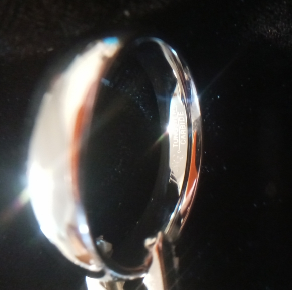 Tungsten carbide Wedding band size,12.5 comfort fit. Polished - Picture 7 of 9